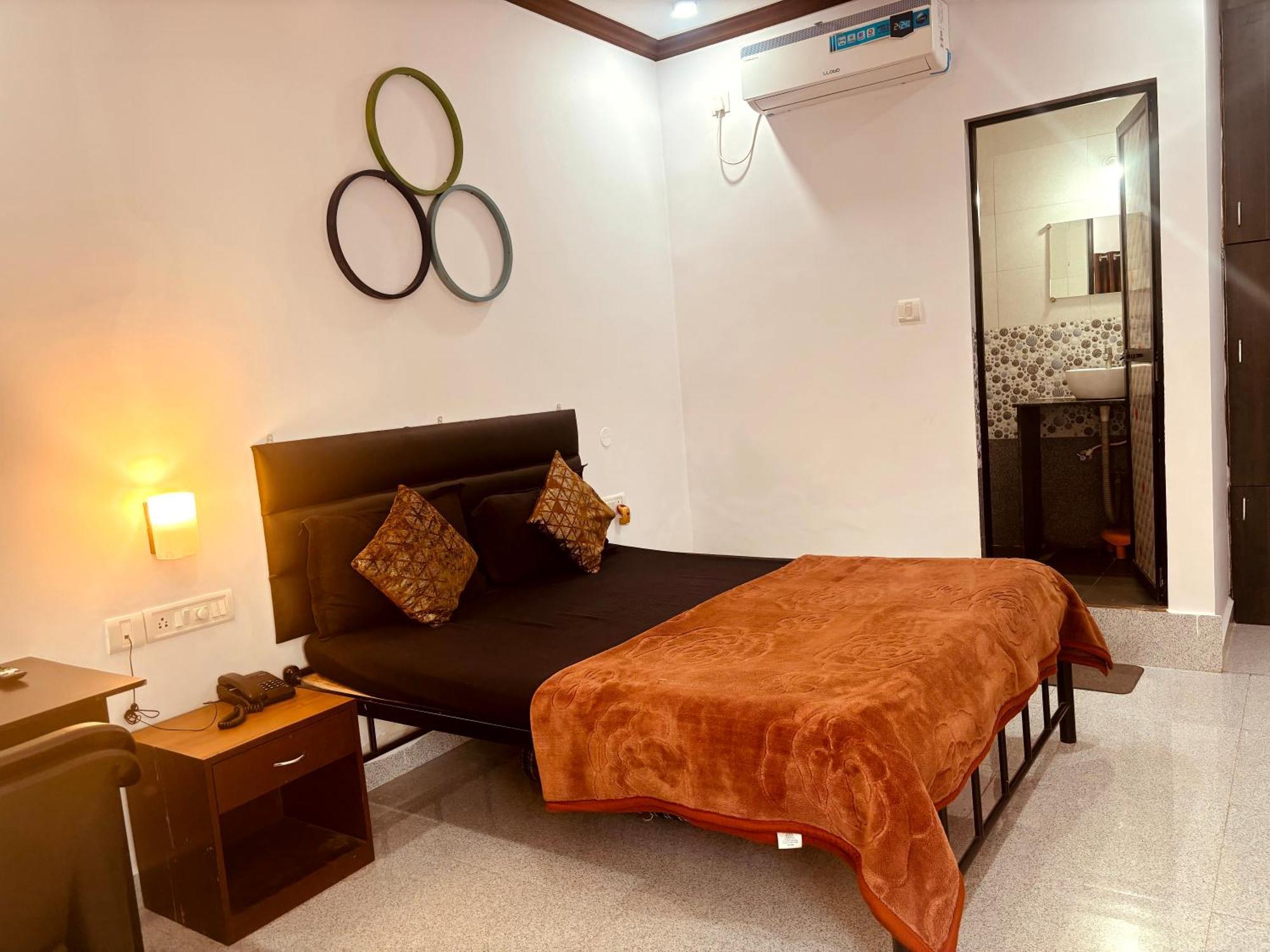 Hotel Harmony By Heaven Calangute Exteriör bild