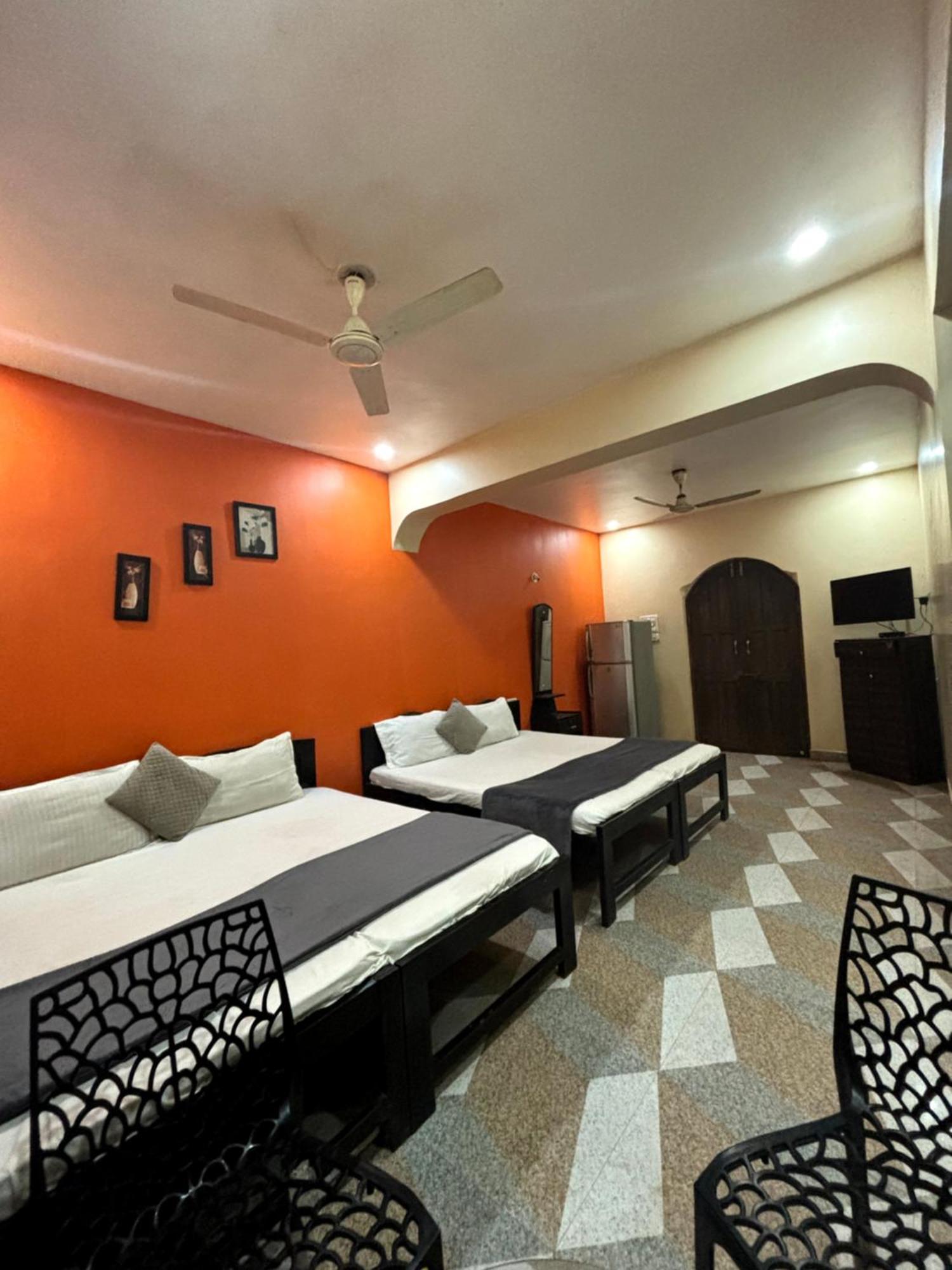 Hotel Harmony By Heaven Calangute Exteriör bild