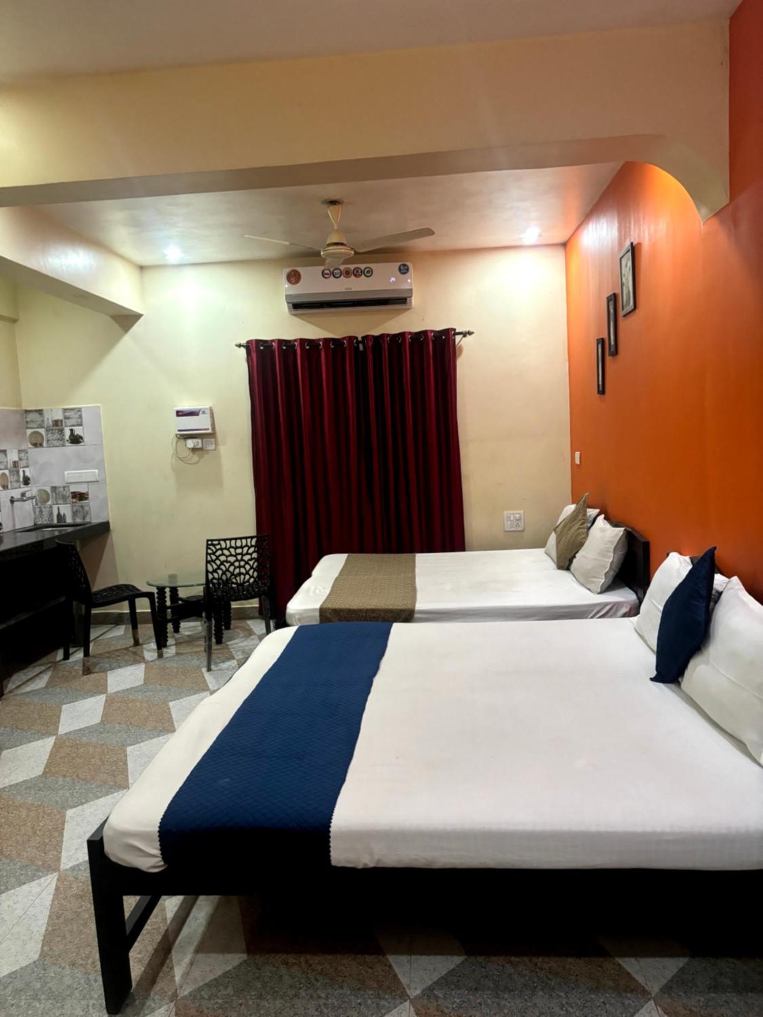 Hotel Harmony By Heaven Calangute Exteriör bild