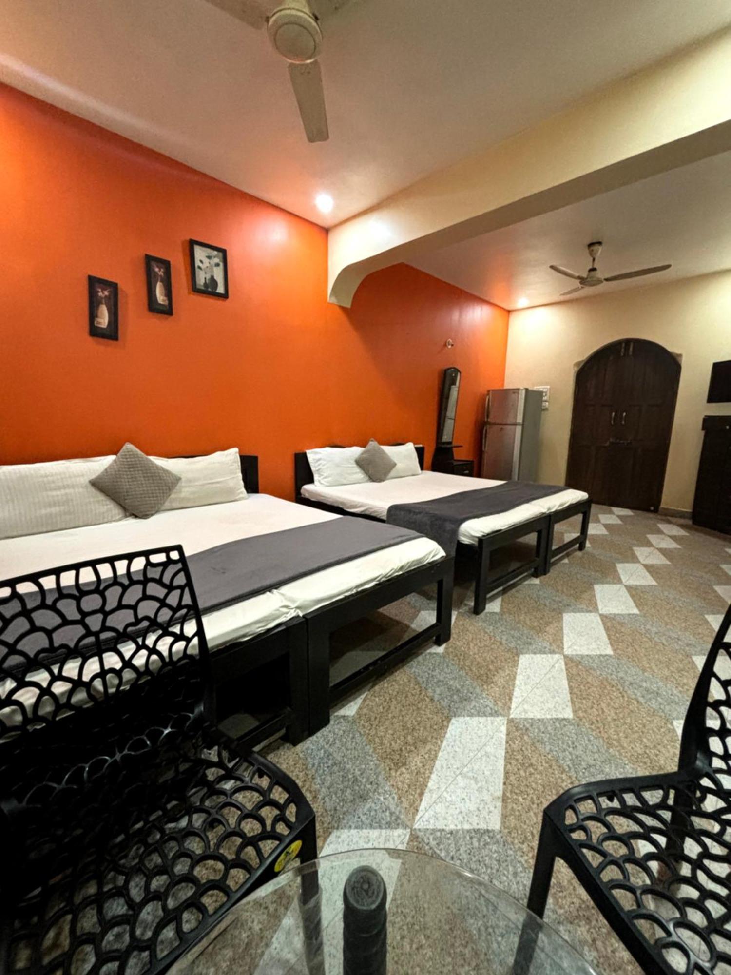 Hotel Harmony By Heaven Calangute Exteriör bild