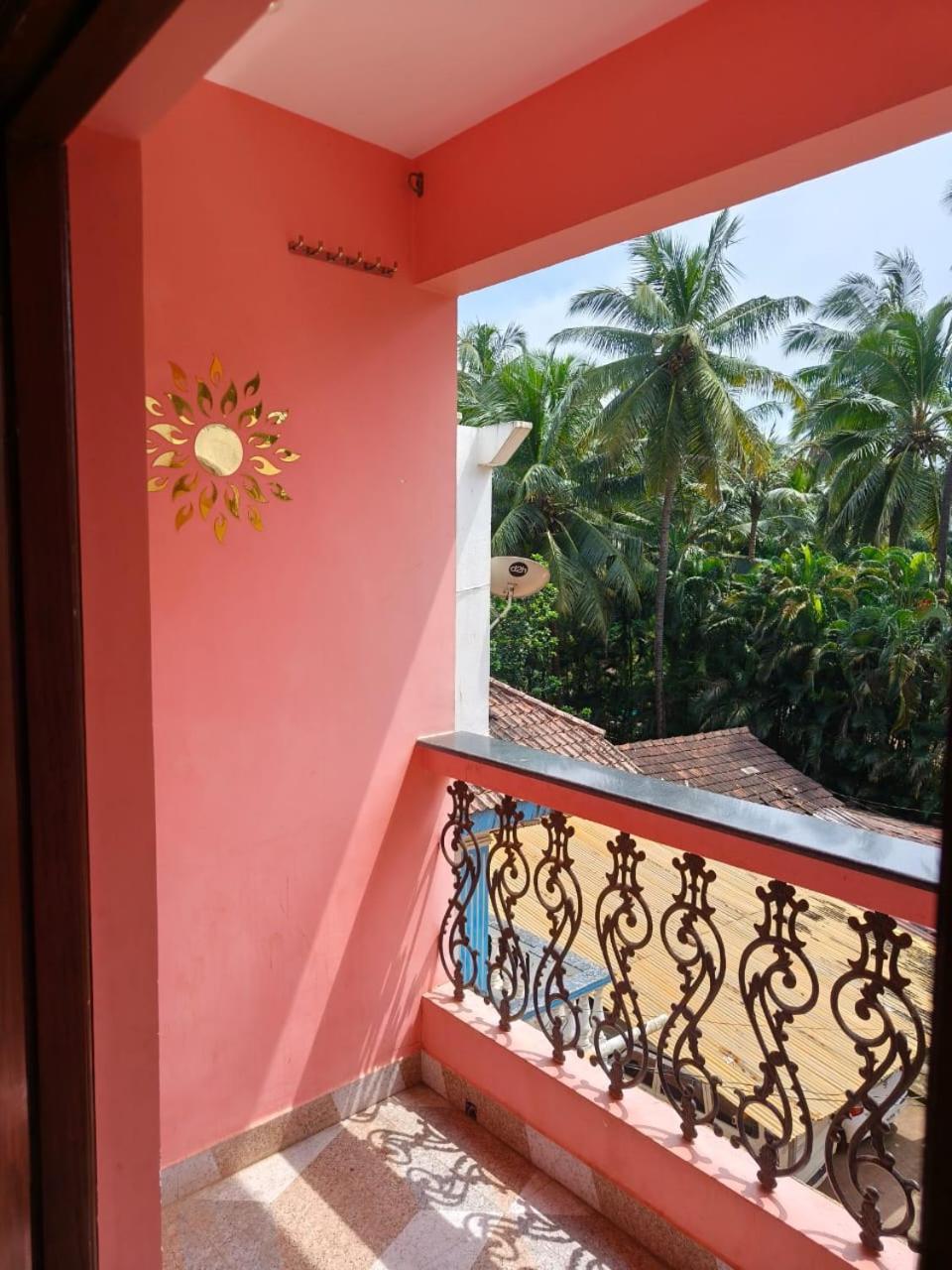 Hotel Harmony By Heaven Calangute Exteriör bild
