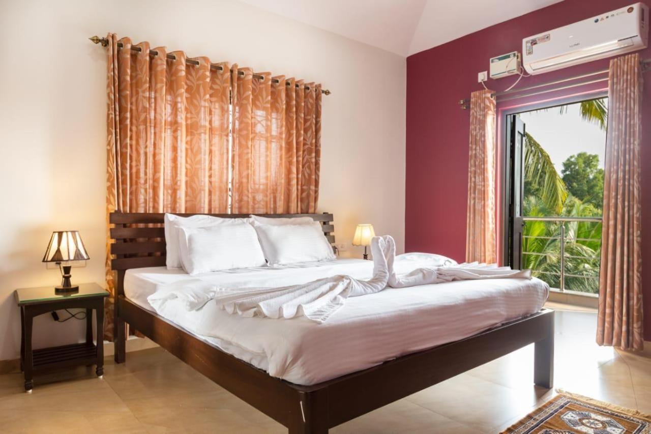 Hotel Harmony By Heaven Calangute Exteriör bild